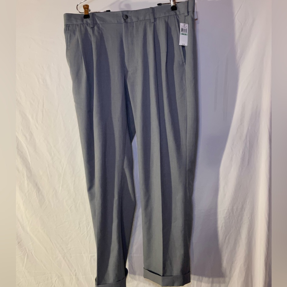 Van Heusen Traveler (Brand New) Gray Classic Fit 34x32